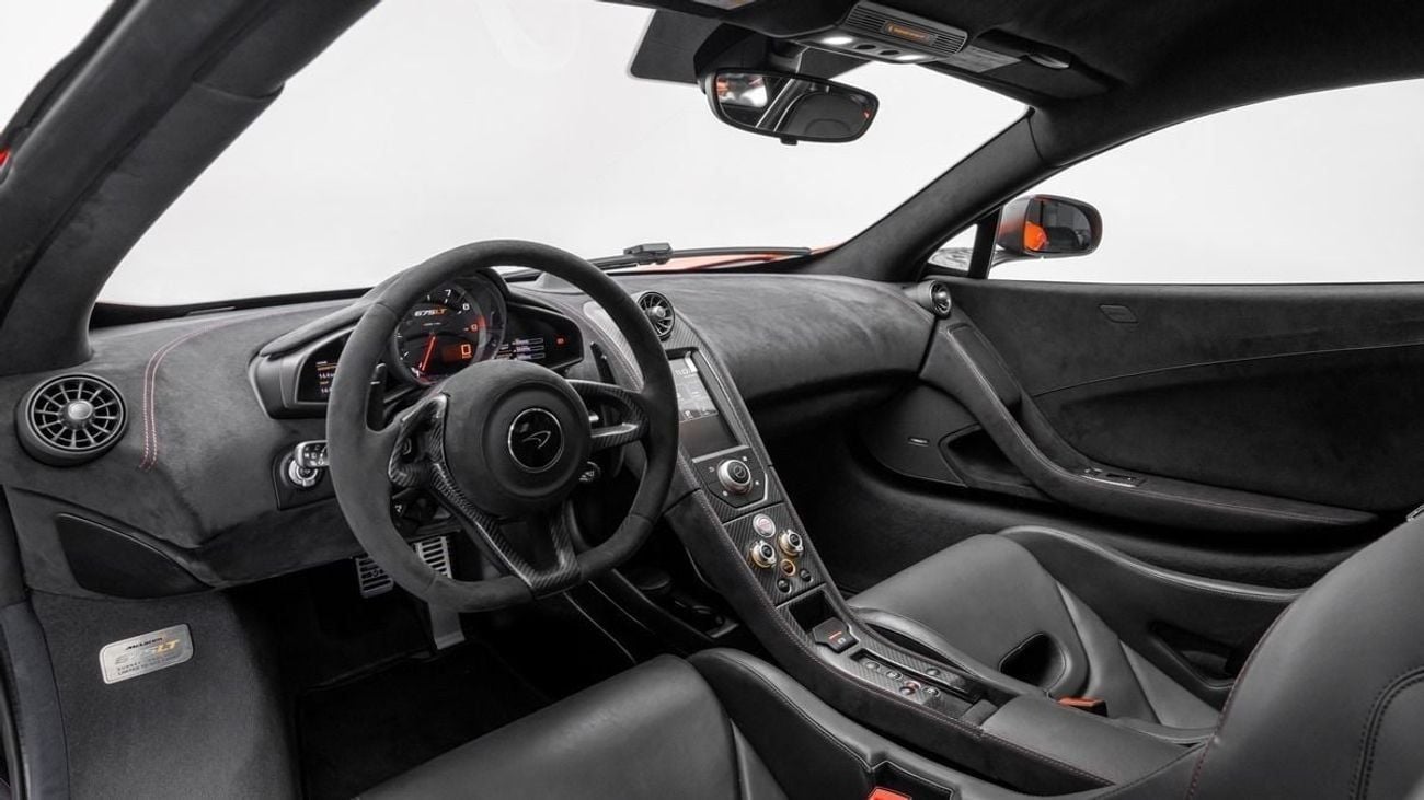McLaren 675LT COUPE - 2016 - GCC Specs - Delivery Mileage