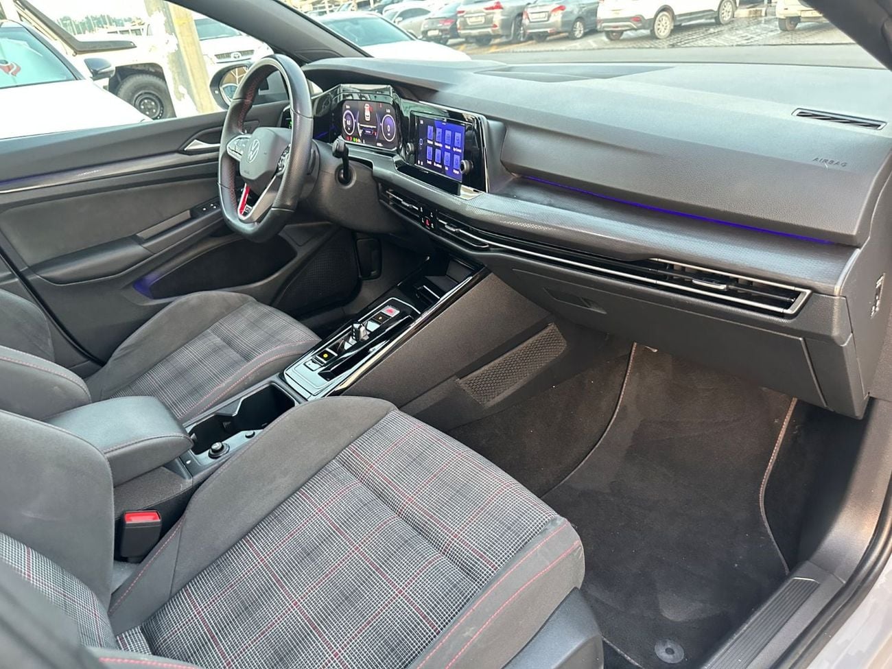 فولكس واجن جولف GTI