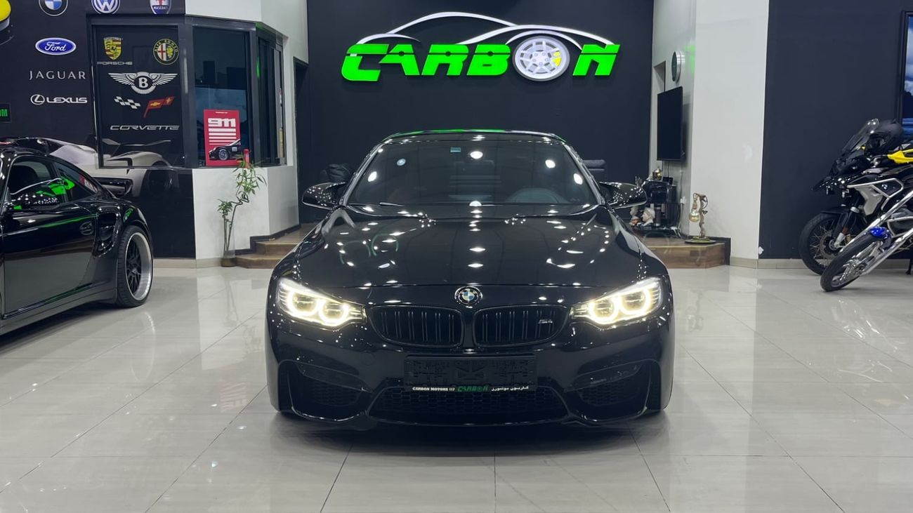 BMW M4 STANDARD