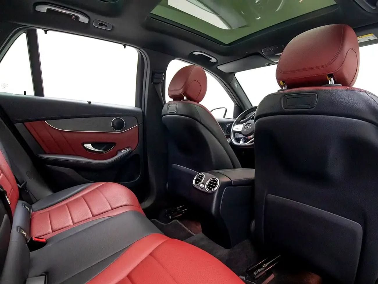 Mercedes Benz GLC 300 GLC | 300 4Matic | GCC Spec | Low Mileage