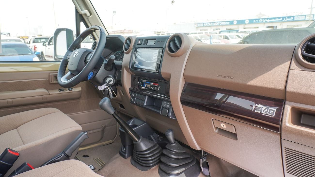 تويوتا لاند كروزر بيك آب 4.0L Oman Specs