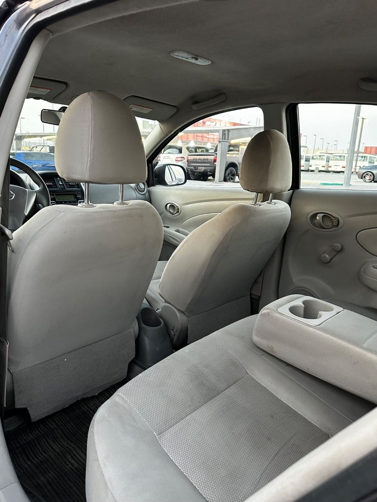 Nissan Sunny SV
