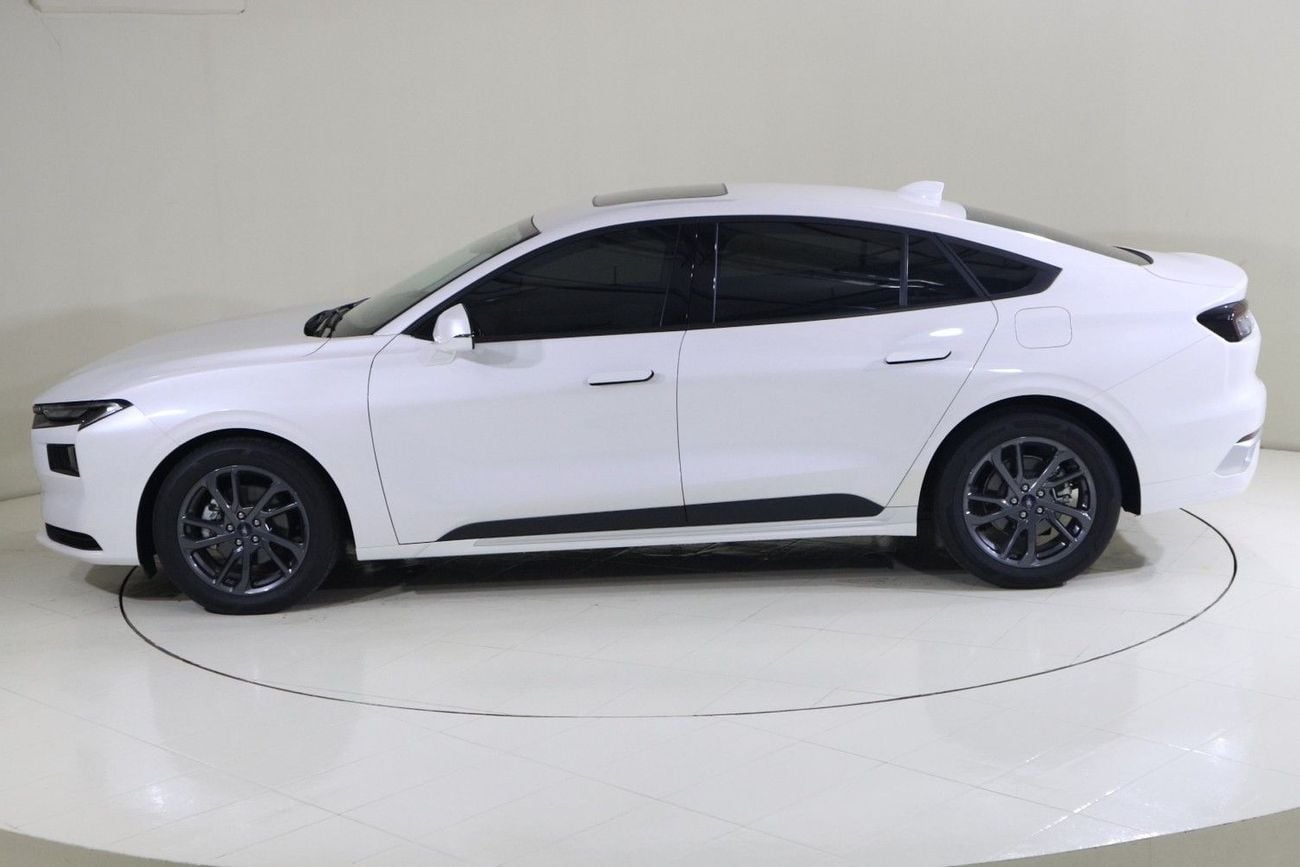Ford Taurus TREND FH-TPC1225N/AL TAYER MOTORS / AL QOUZ SHOWROOM