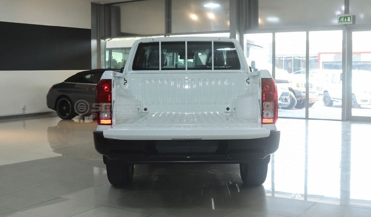 Mitsubishi L200 GLS . DC . 2.4L Petrol 4WD 5-Speed Manual . 5 Seats . 4 Doors . 2027 Model . For Export
