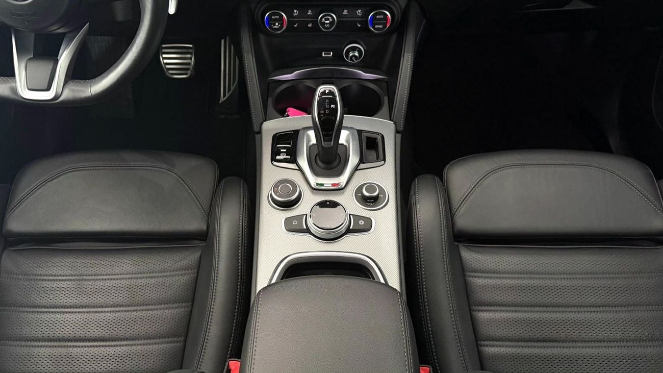ألفا روميو ستيلفيو VELOCE |2022 | 0% DP | 1,685/ Month | Veloce | Gargash Warranty and Service