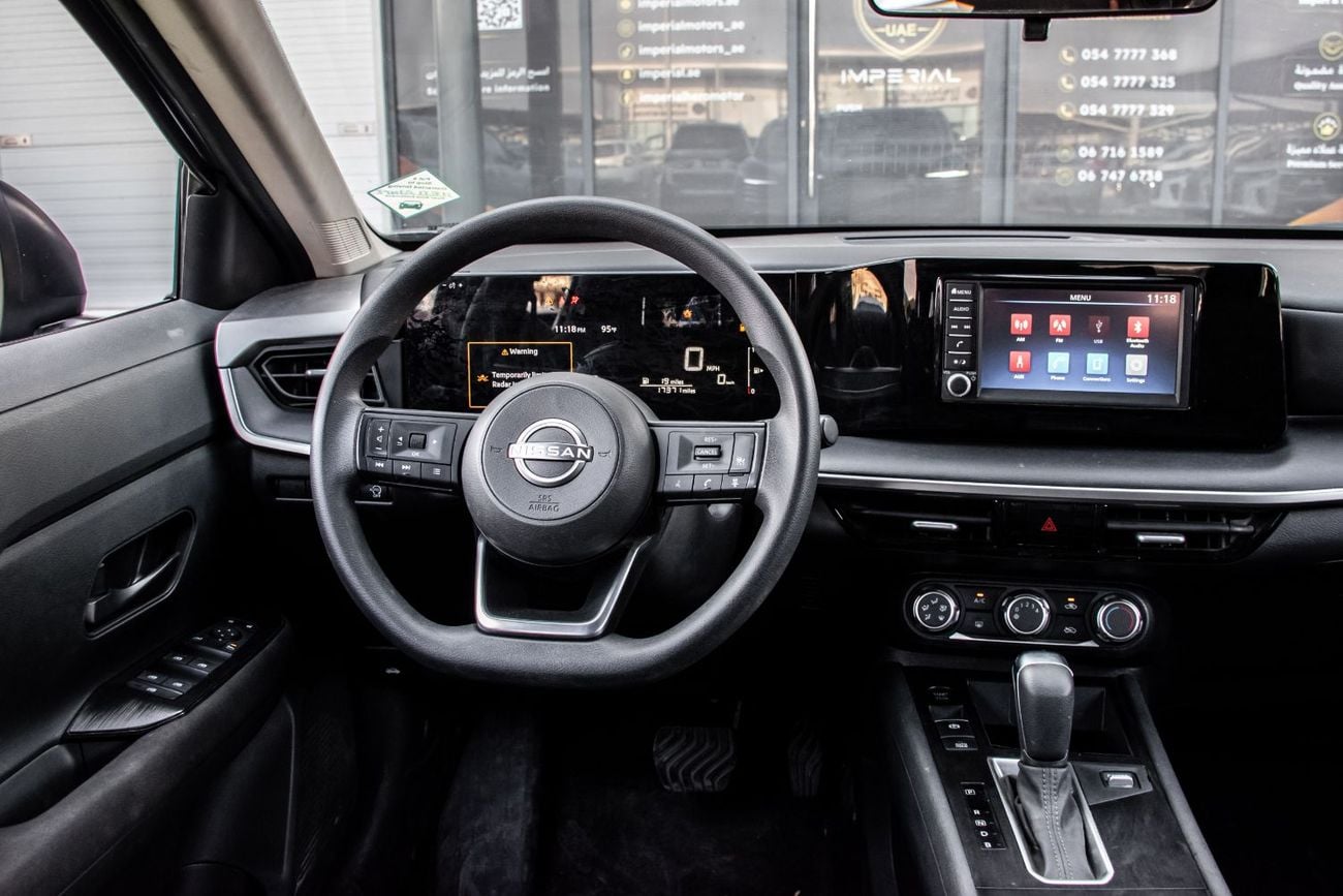 Nissan Kicks S 2025 Nissan Kicks