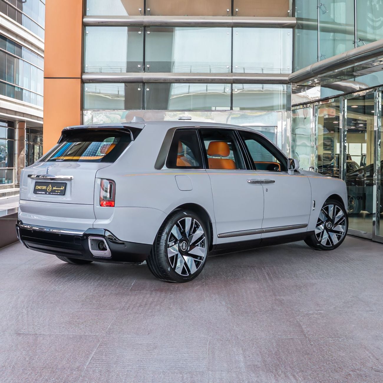 Rolls Royce Cullinan SILVER BADGE