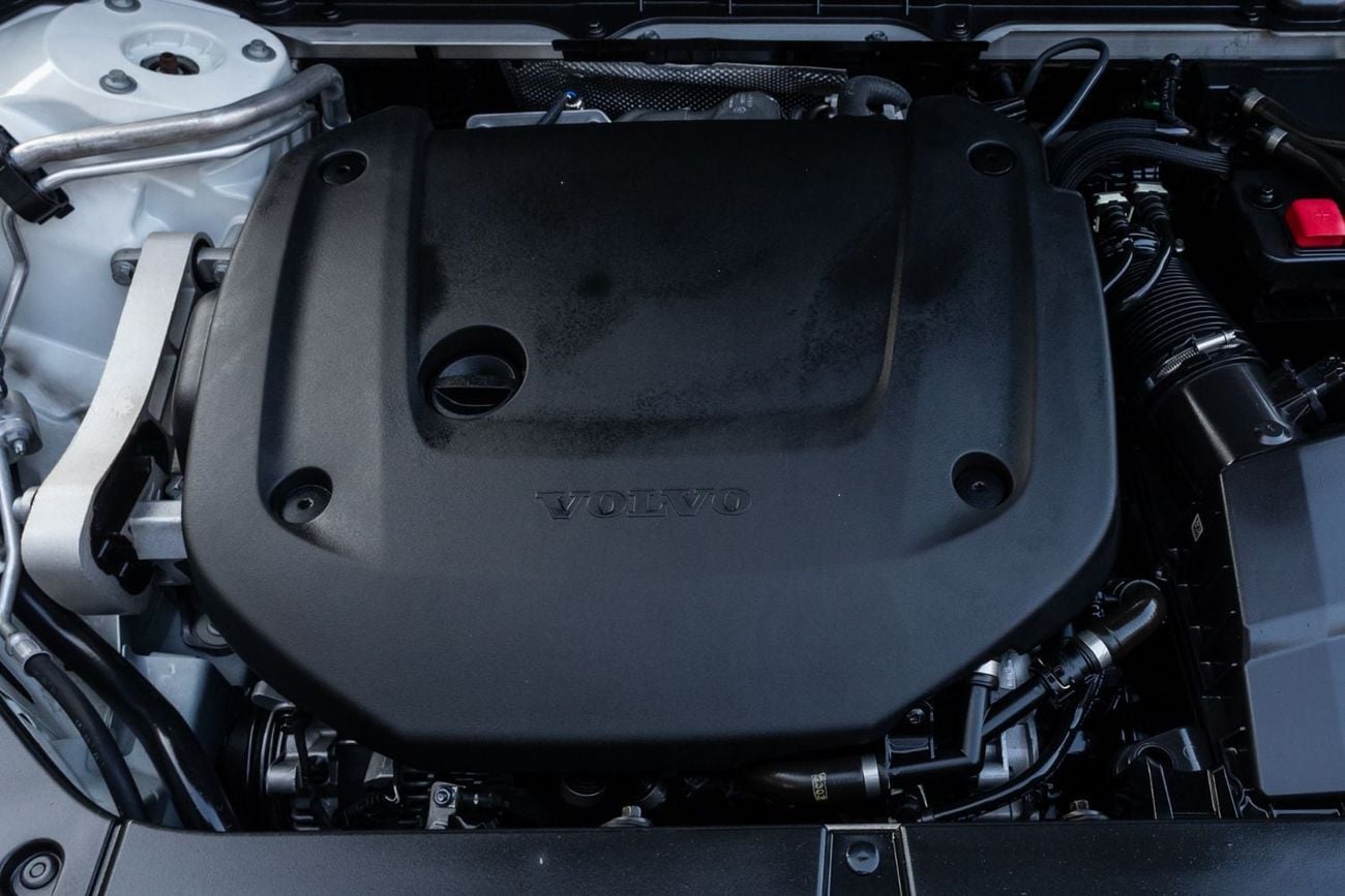 فولفو XC 90 ULTIMATE BRIGHT فولفو XC90 B6 ألتيميت برايت 2024 خليجية | ضمان الوكالة | عقد صيانة