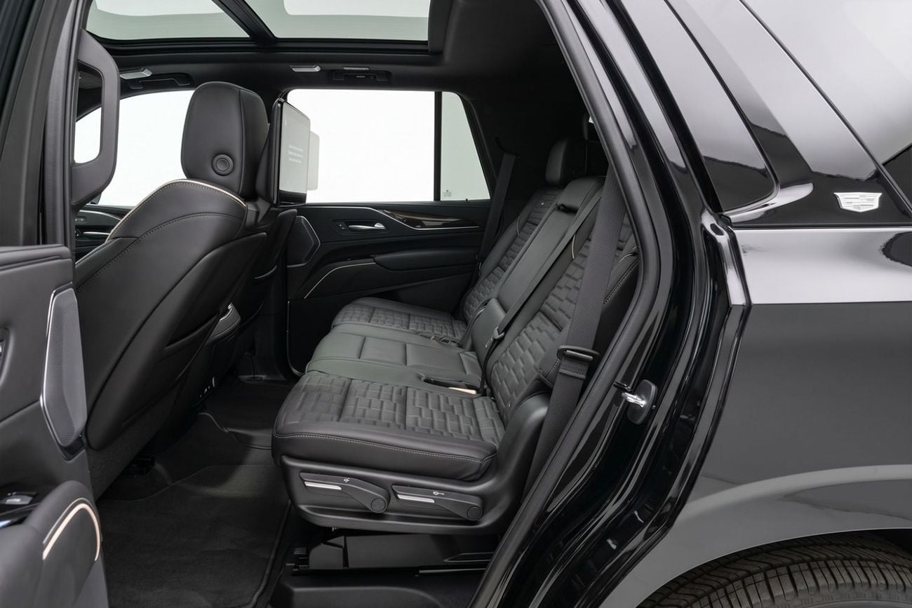 Cadillac Escalade SPORT PLATINUM 2024 | GCC Specs | AED 7,540 / Monthly