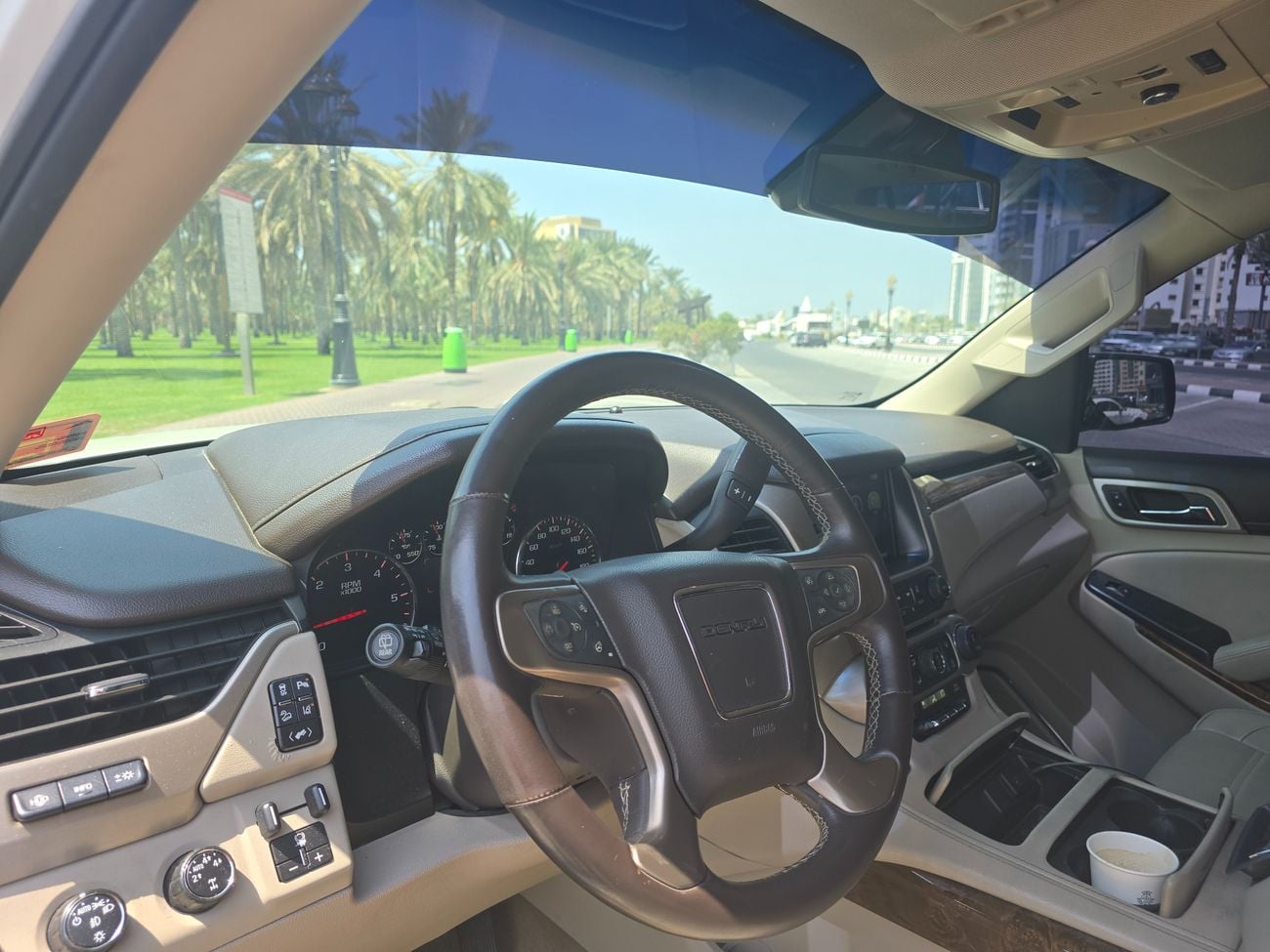 GMC Yukon DENALI PWR STEPS