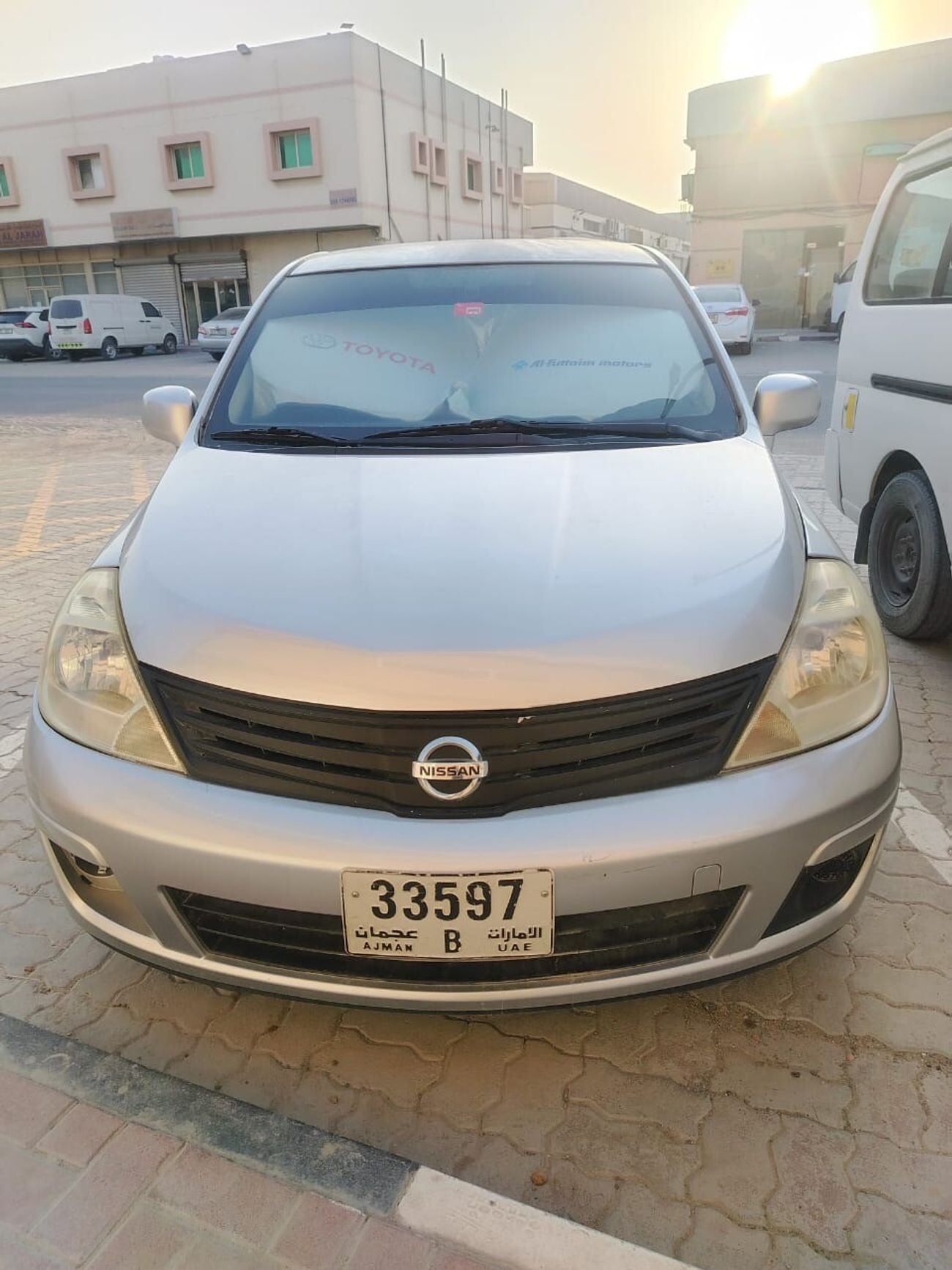 نيسان تيدا إس إل