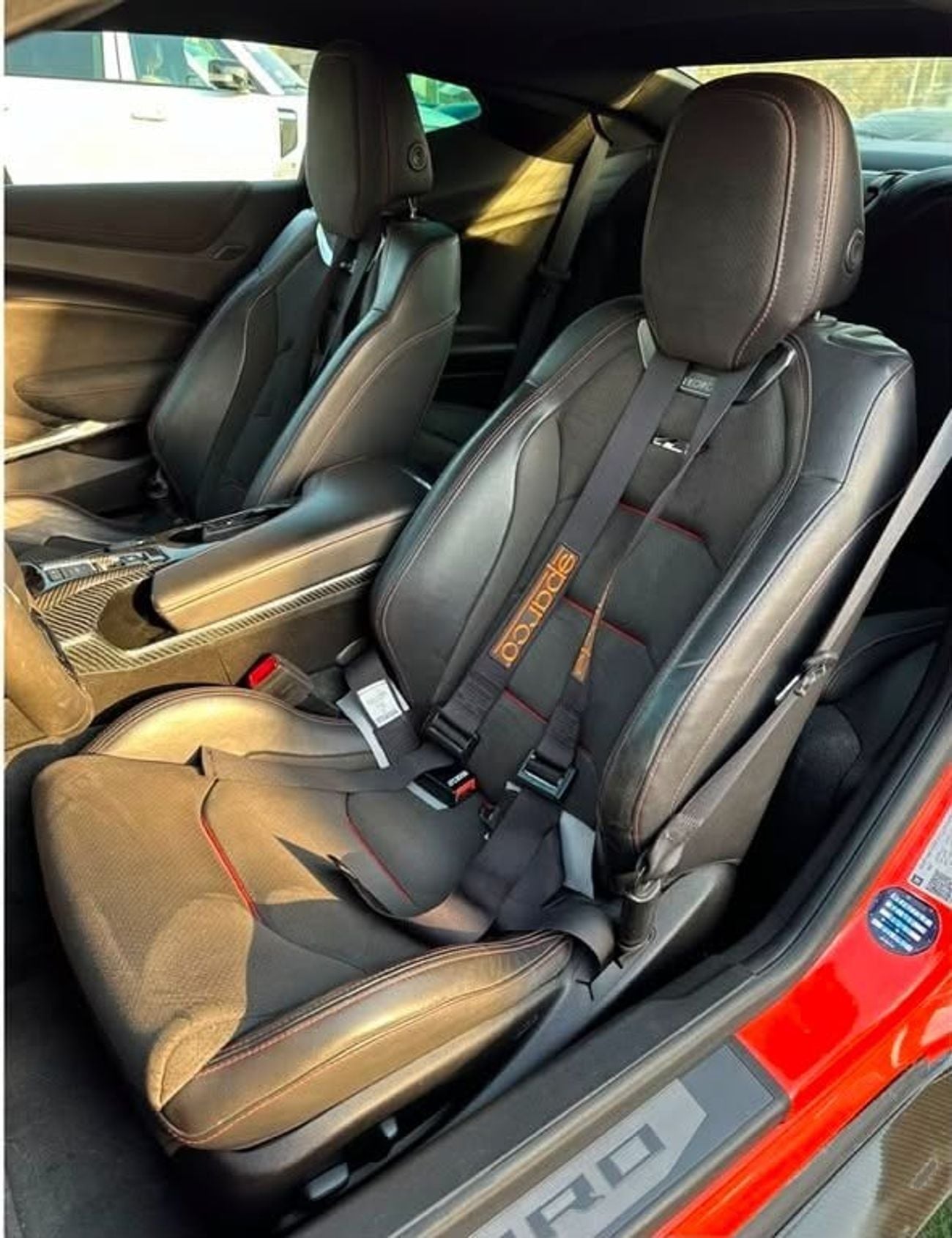 Chevrolet Camaro ZL1 CARBON FIBER CHEVROLET CAMARO GCC 2019 FULL OPTION ORIGINAL PAINT PERFECT CONDITION FULL SER