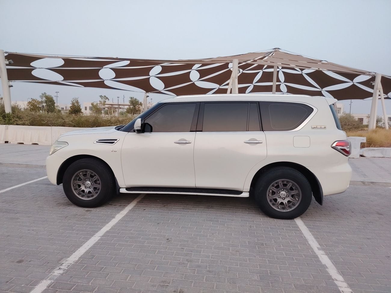 نيسان باترول LE T2