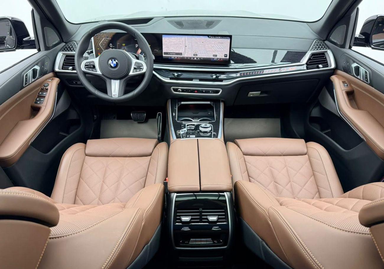 BMW X5 XDRIVE40i EXCLUSIVE M SPORT PACKAGE 2025 BMW X5 xDrive40i M-Sport, 2030 BMW Warranty + Service Pack, Low Km, Fully Loaded, GCC
