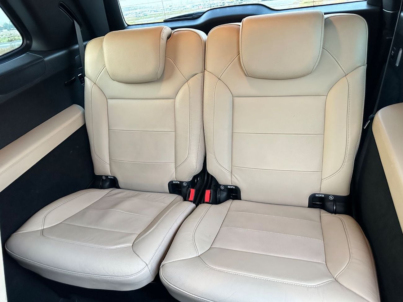 مرسيدس بنز GLS 500 ستاندارد