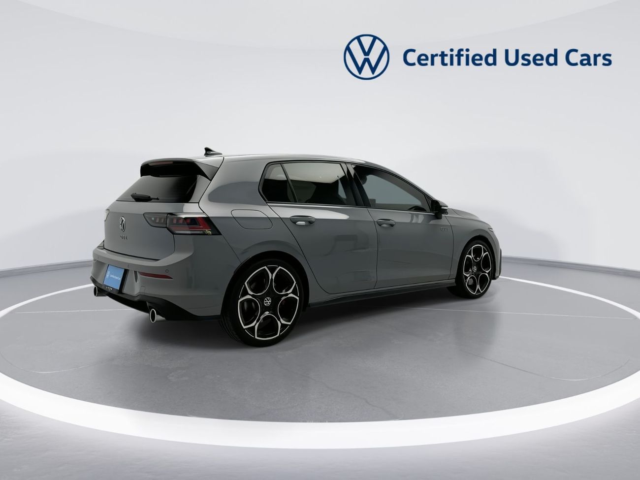 Volkswagen Golf GTI Premium Leather Seats 2L | 22,000 AED SAVINGS from New Car | 265 HP | GCC Specs