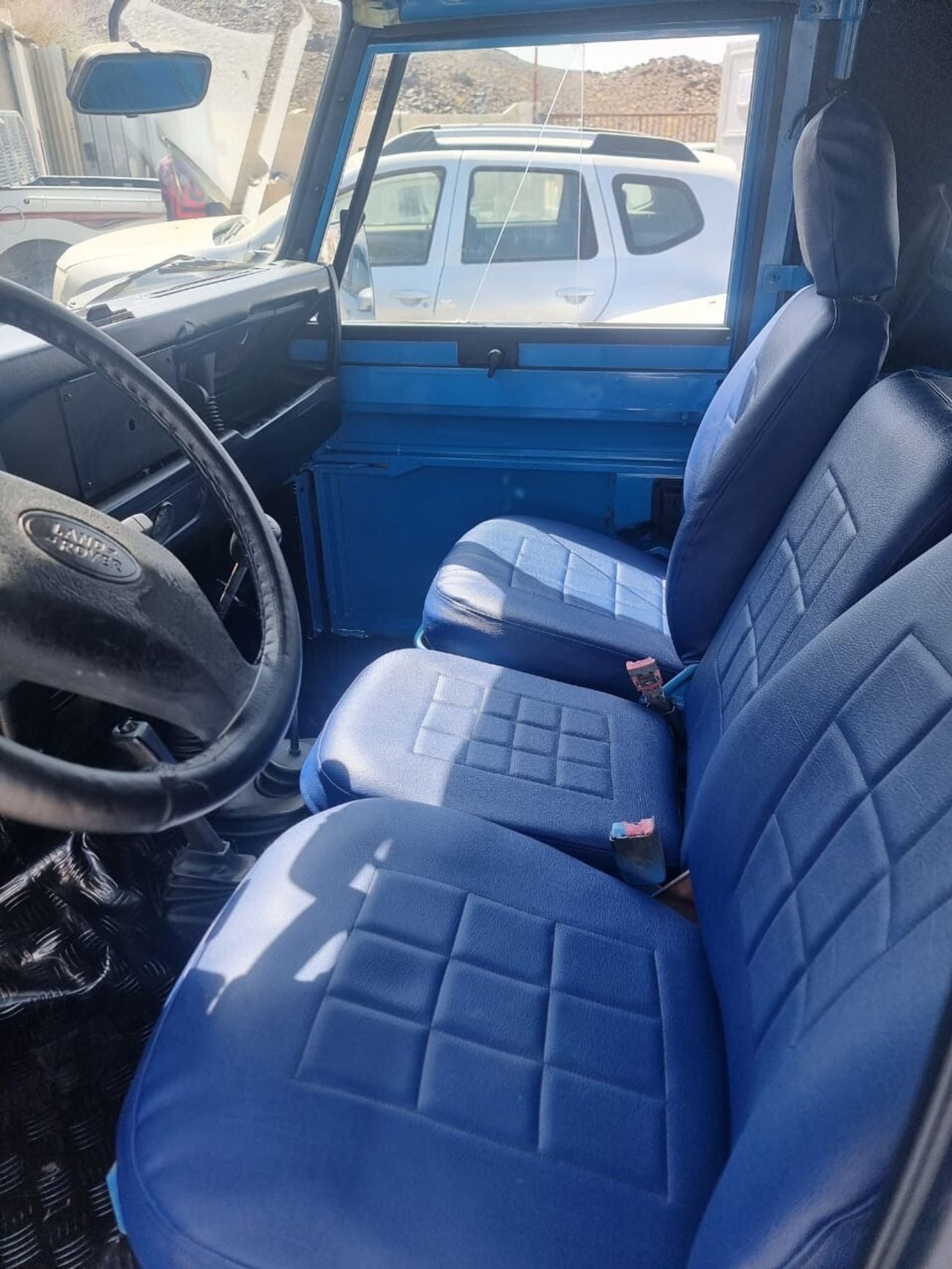 Land Rover Defender 110