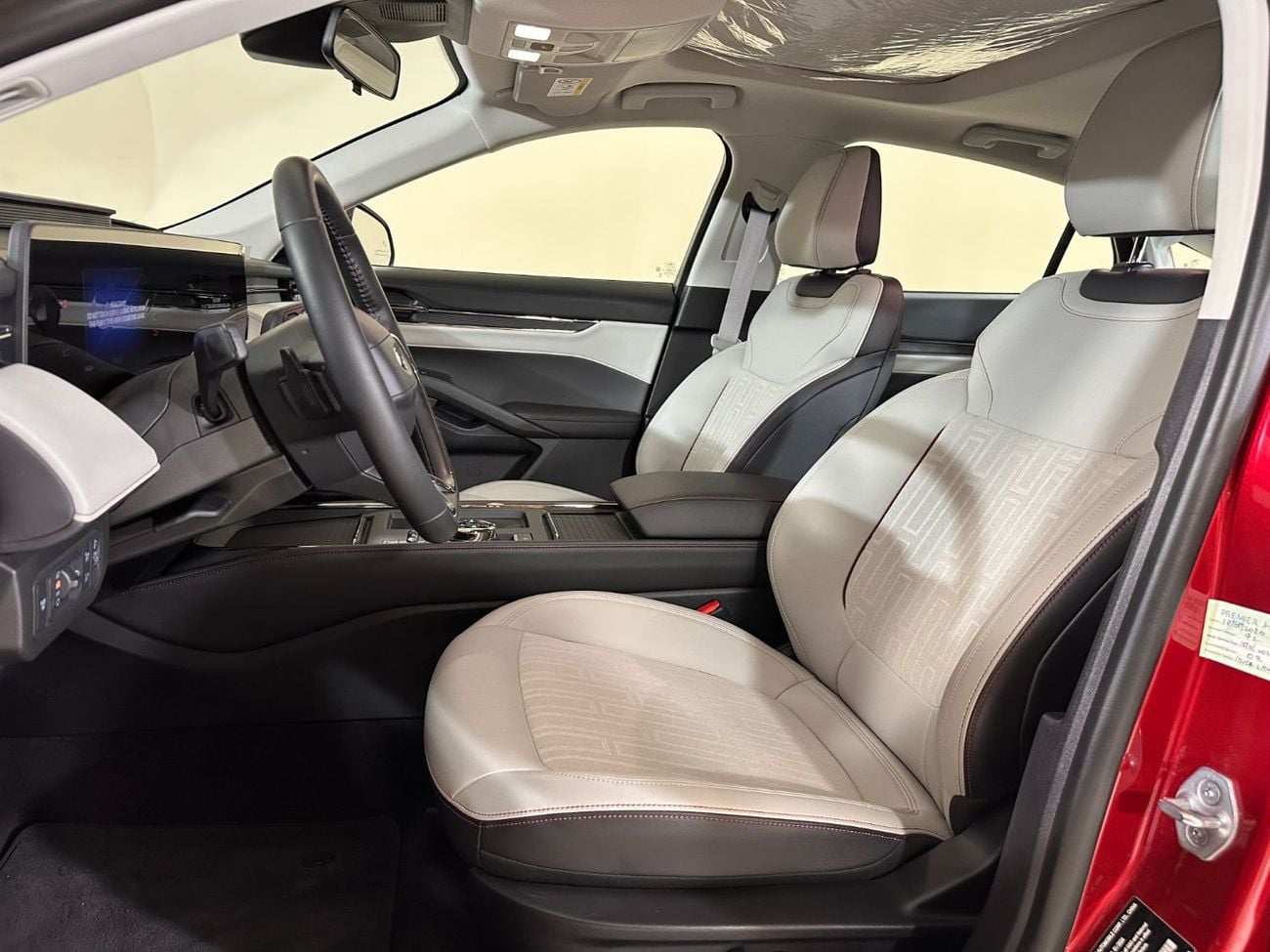 فورد توروس ترند FH-TPC2224N/AL TAYER MOTORS/AL QOUZ SHOWROOM