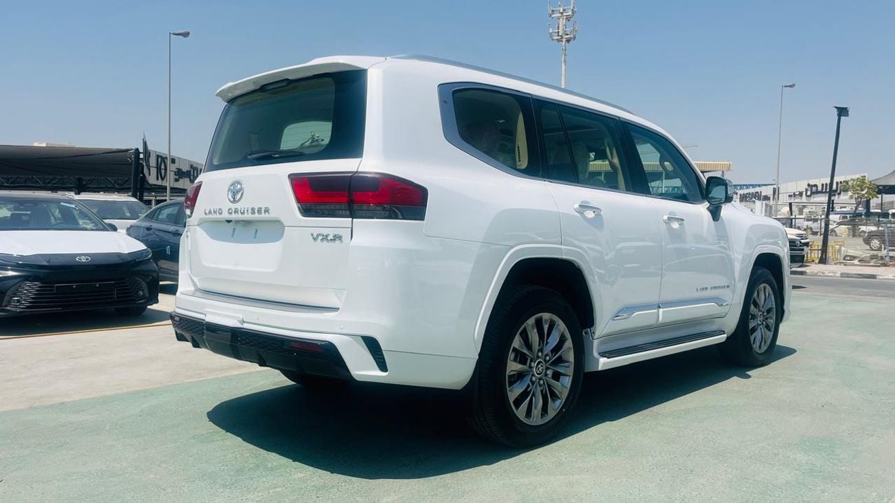 تويوتا لاند كروزر VXR