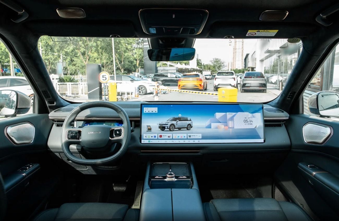 Lynk & Co 900 Ultra 2.0T