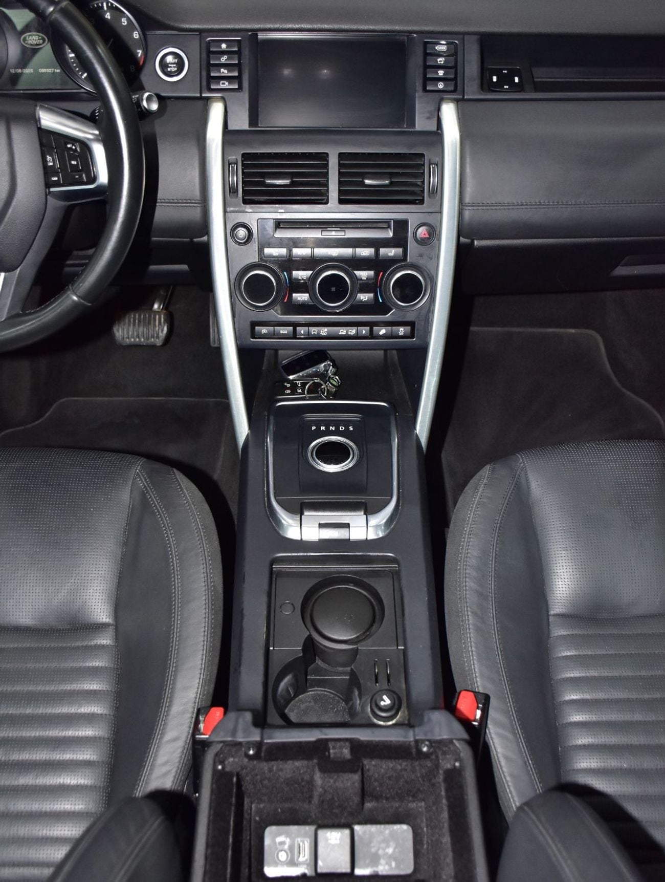 لاند روفر دسكفري سبورت HSE LUXURY EXCELLENT DEAL for our Land Rover Discovery Sport HSE Luxury ( 2016 Model ) in Grey Color GCC Specs