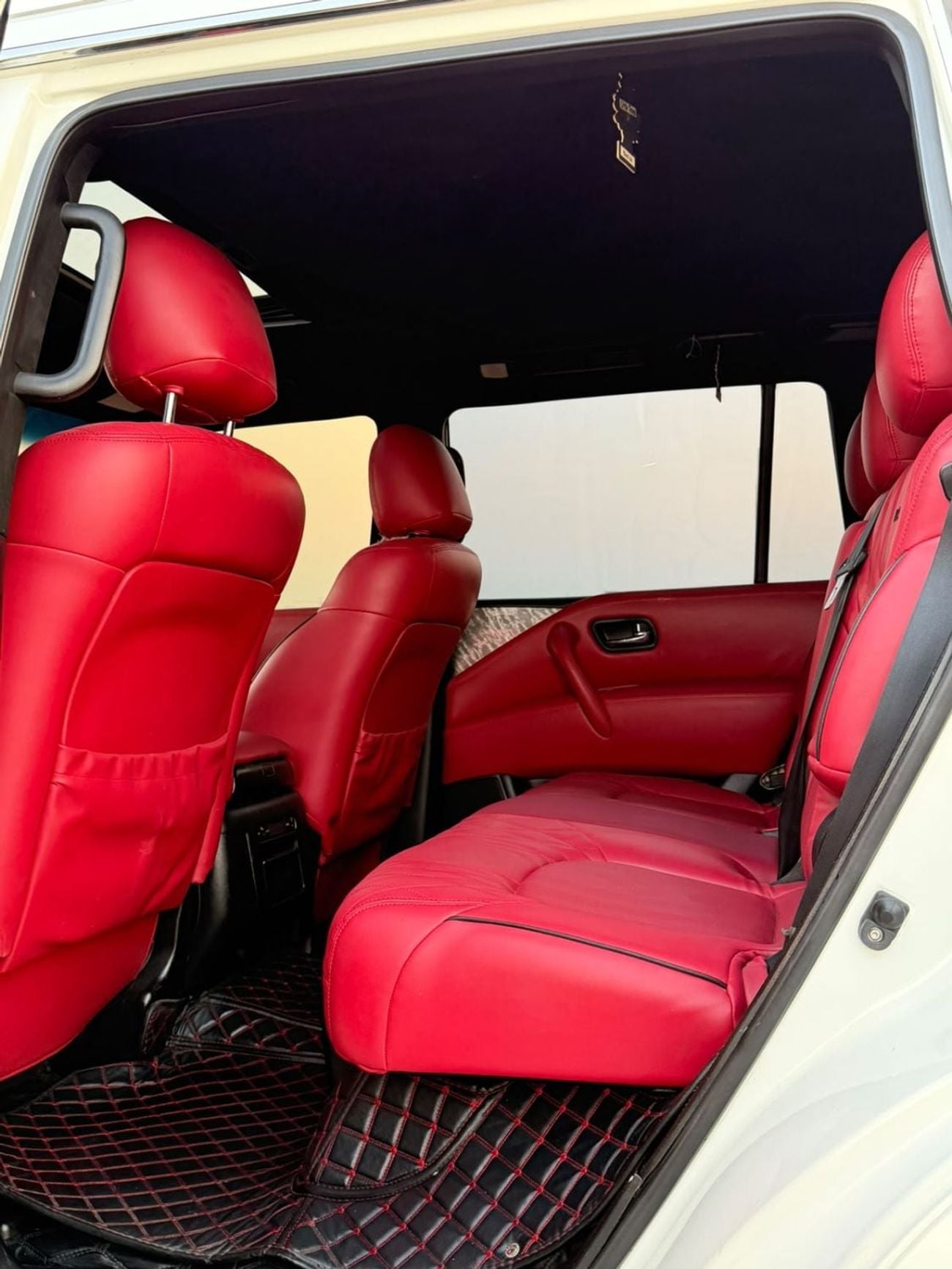 Nissan Patrol NISMO Full option, number one, sunroof, 5 cameras, portable, fully upgraded