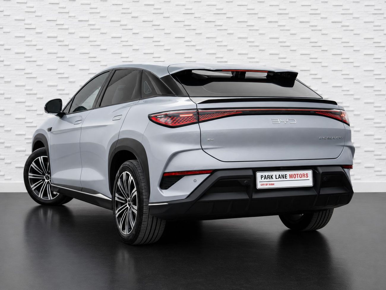 BYD Sealion 7 PREMIUM (L · None - Electric Cyl · Automatic · Electric · SUV/Crossover · Rear Wheel Drive · 5 Seats · 5 Door)