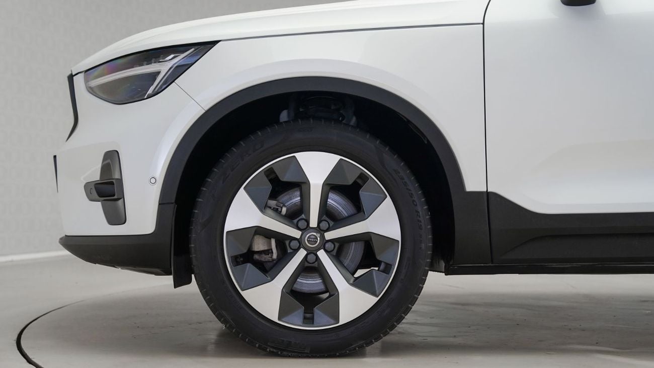 فولفو XC 40