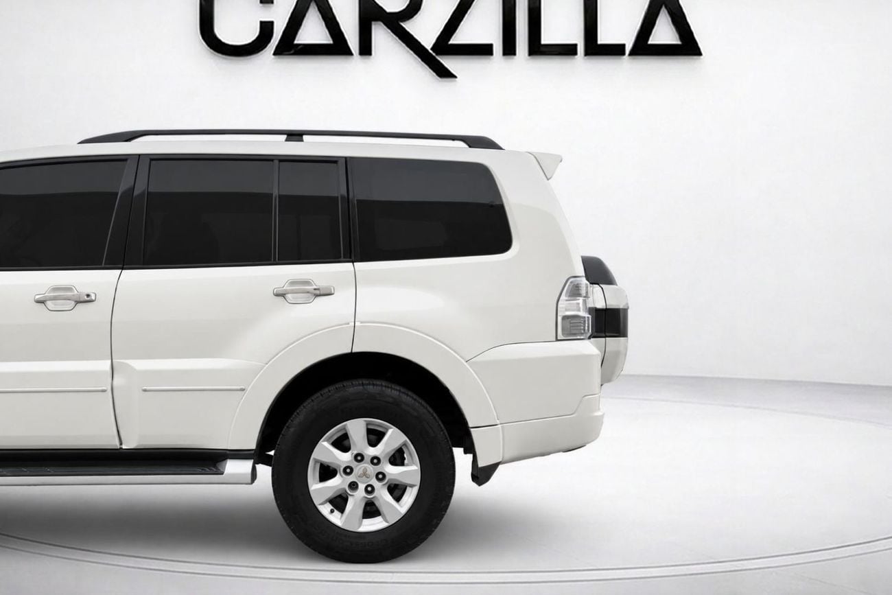ميتسوبيشي باجيرو GLS HIGHLINE l Original Paint l AED 979 / Monthly