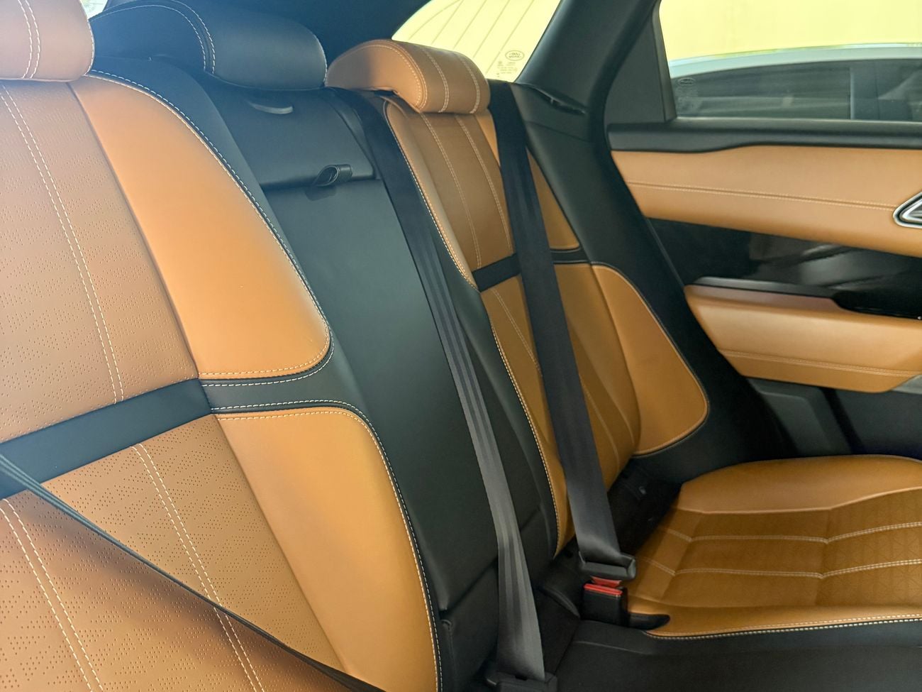 Land Rover Range Rover Velar R-DYNAMIC