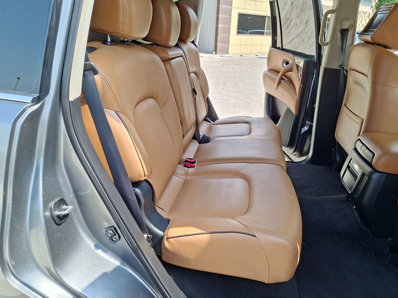 Nissan Patrol LE PLATINUM Nissan patrol model 2015 full option