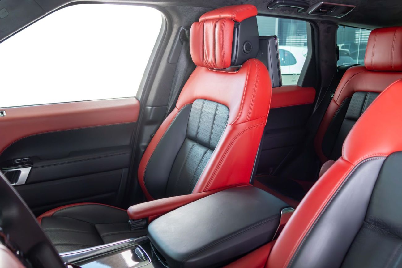 Land Rover Range Rover Sport GCC-Low Mileage-High Gloss Black Rims-Rear Seat Entertainment