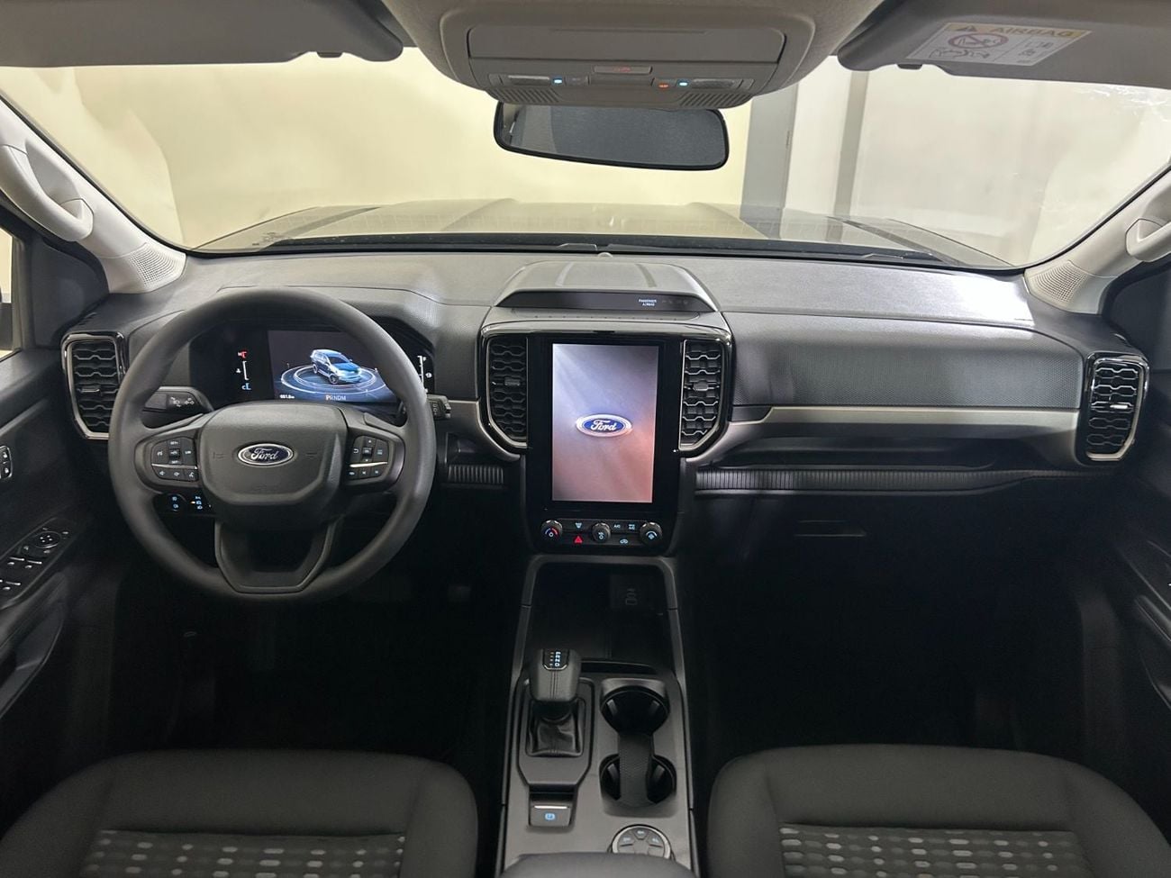 Ford Everest XLS EVR225/AL TAYER MOTORS/ AL QOUZ SHOWROOM