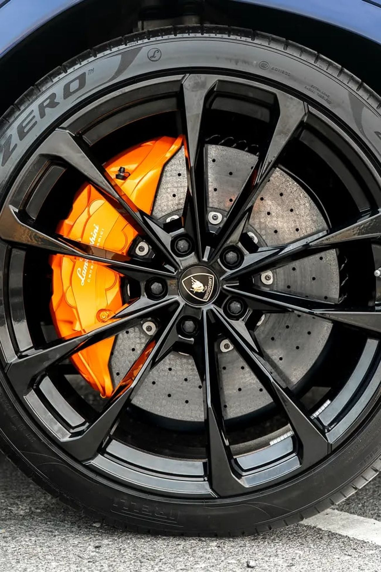 Lamborghini Urus STANDARD Japanese Specs | Power Craft Exhaust | Carbon Upgrades