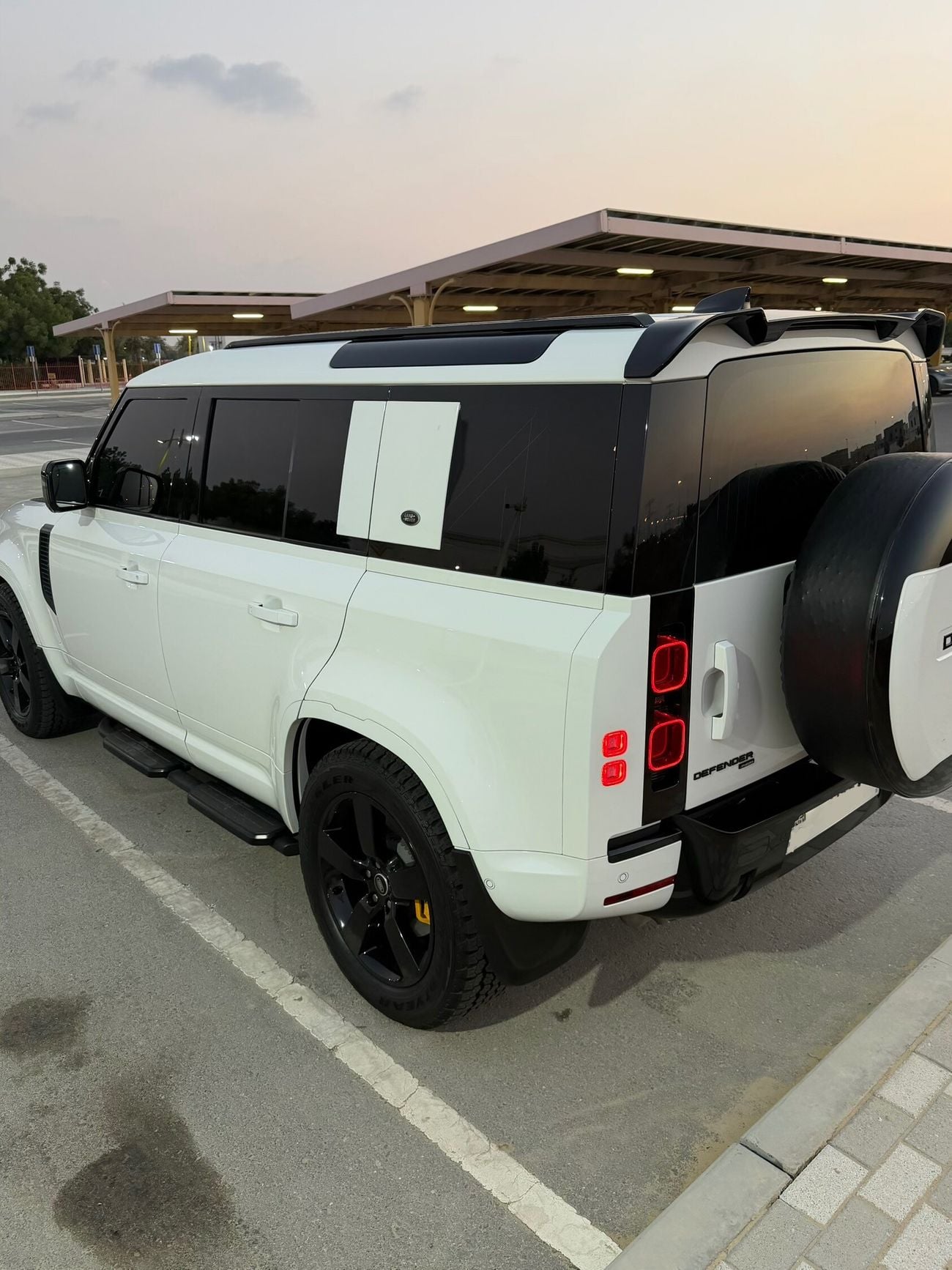 Land Rover Defender 110 HSE P400