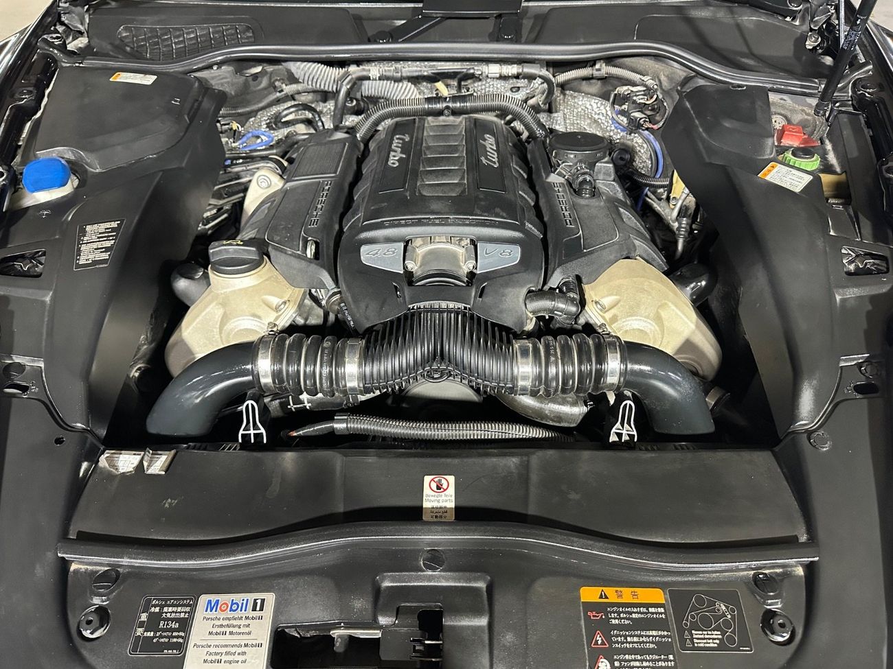 Porsche Cayenne TURBO
