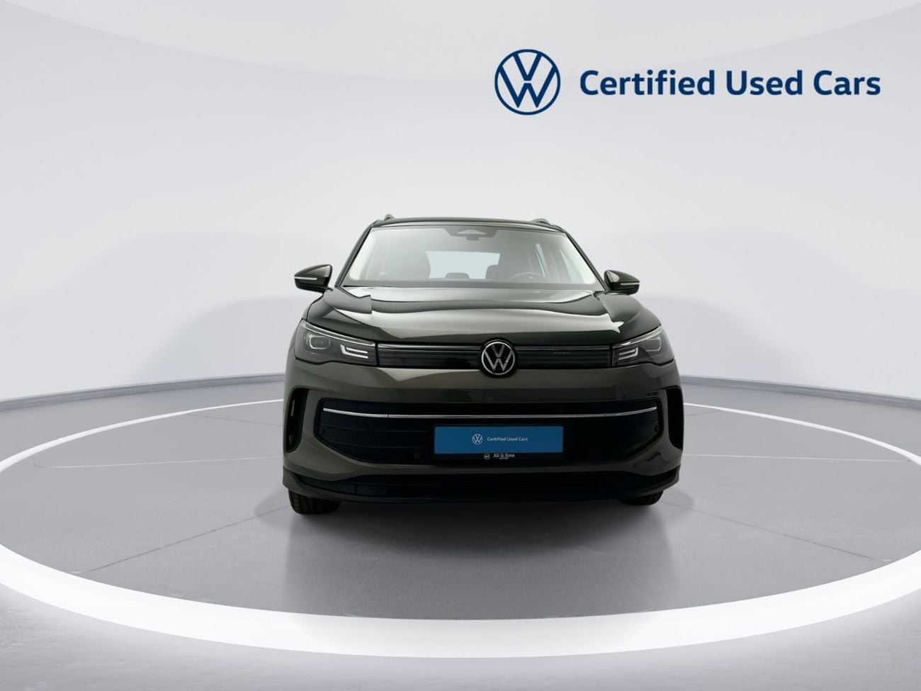 Volkswagen Tiguan LIFE Tiguan Life with Rear View Camera 1.4L | Apple CarPlay & Android Auto | Everyday Comfort | Park Assi