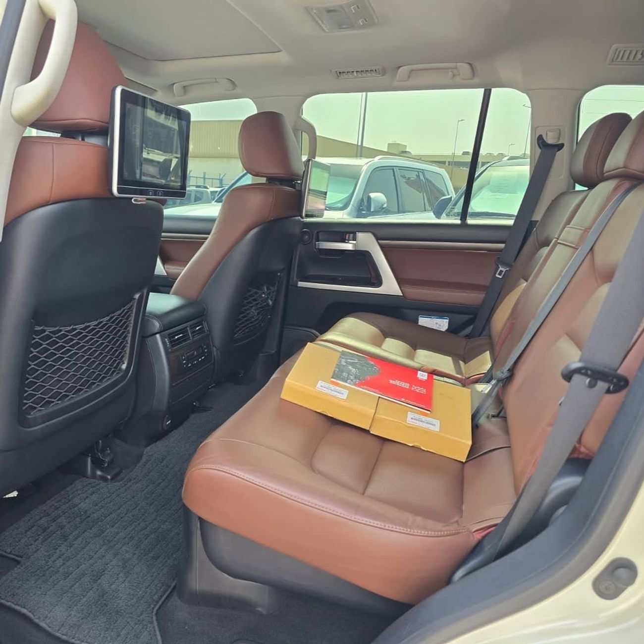 Toyota Land Cruiser VXR