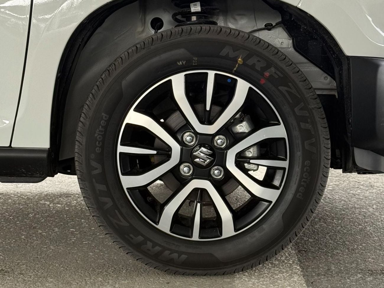 سوزوكي اسبريسو 2026 SUZUKI SPRESSO 1.0 A/T GLX ALLOY RIMS **EXPORT ONLY**التصدير فقط خارج الخليج***
