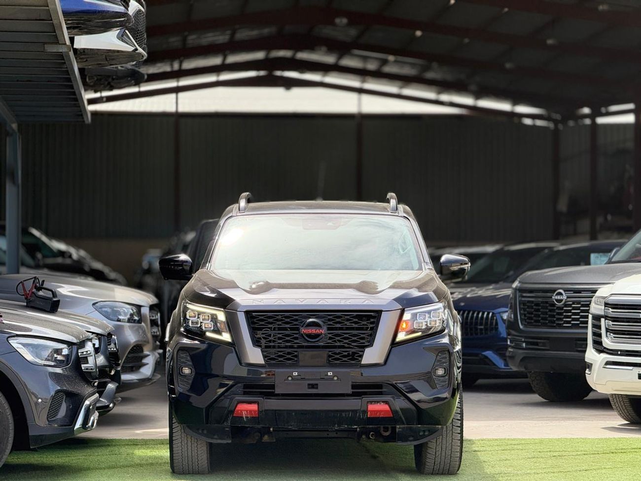 Nissan Navara 2.4 L DIESEL AUSTRALIAN