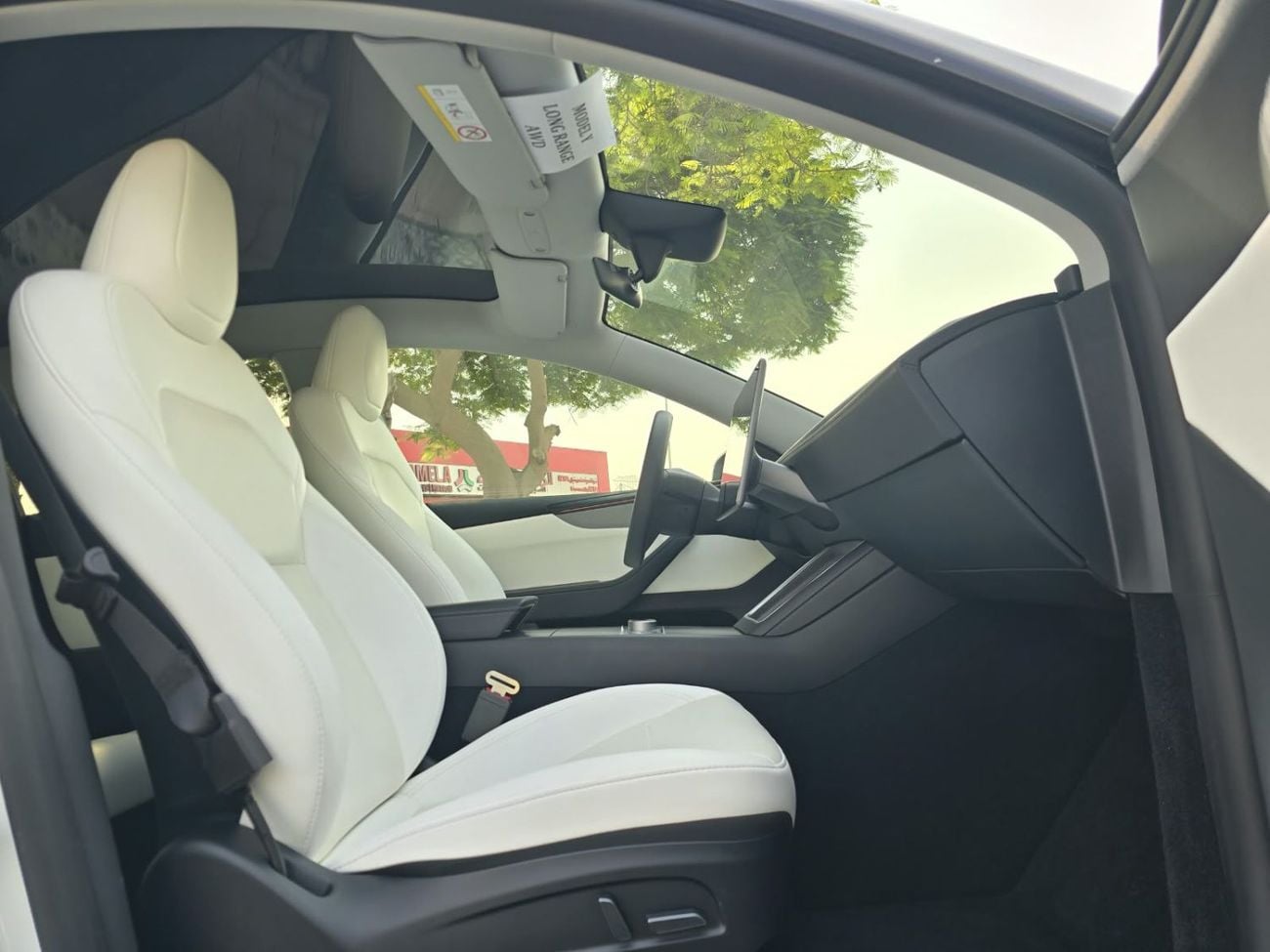 Tesla Model Y LONG RANGE TESLA MODEL Y LONG RANGE AWD PREMIUM 2025 GCC WITH 8 YEARS TESLA DUBAI AGENCY WARRANTY IN MINT COND