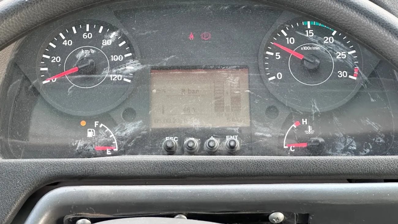 s EICHER/LHD SKYLINE PRO/EICB2 35 STR 3008H Staff Bus AC (D) AB PS MT-E3