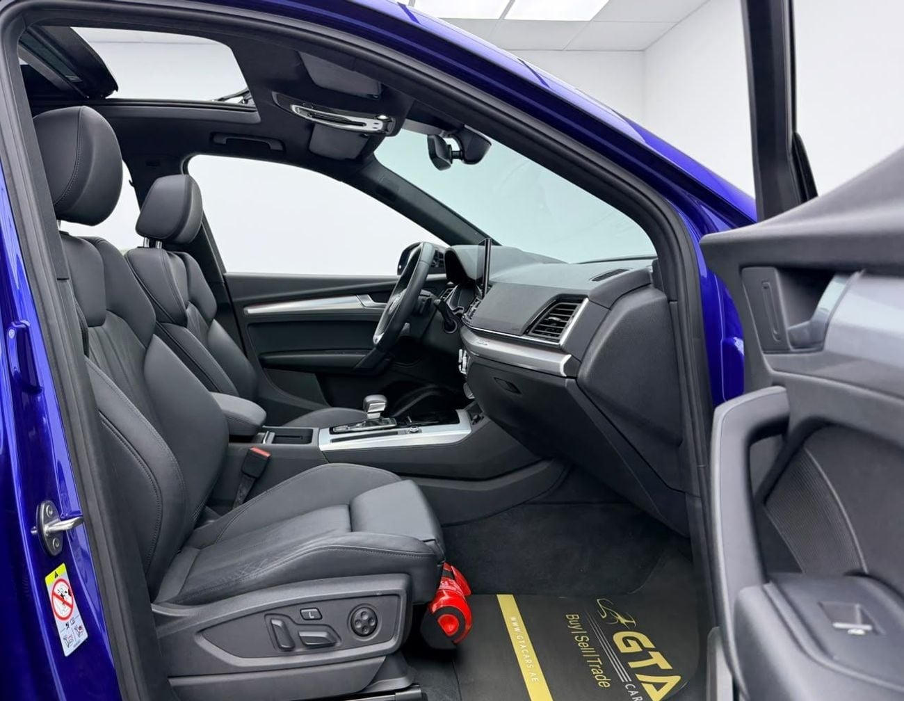 Audi Q5 45 TFSI SPORTBACK S-LINE 2023 Audi Q5 45 TFSI quattro, Audi Warranty+Service Contract+Full Service History, GCC Specs
