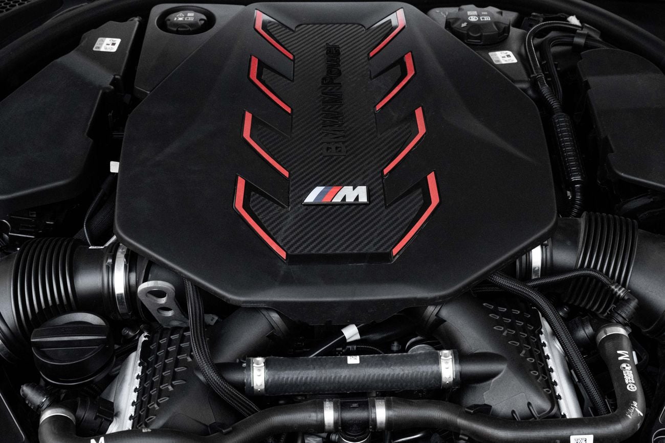 بي أم دبليو M5 M5 | 8,617 P.M | 0% Downpayment | 2025 BMW M5 | V8 Performance!