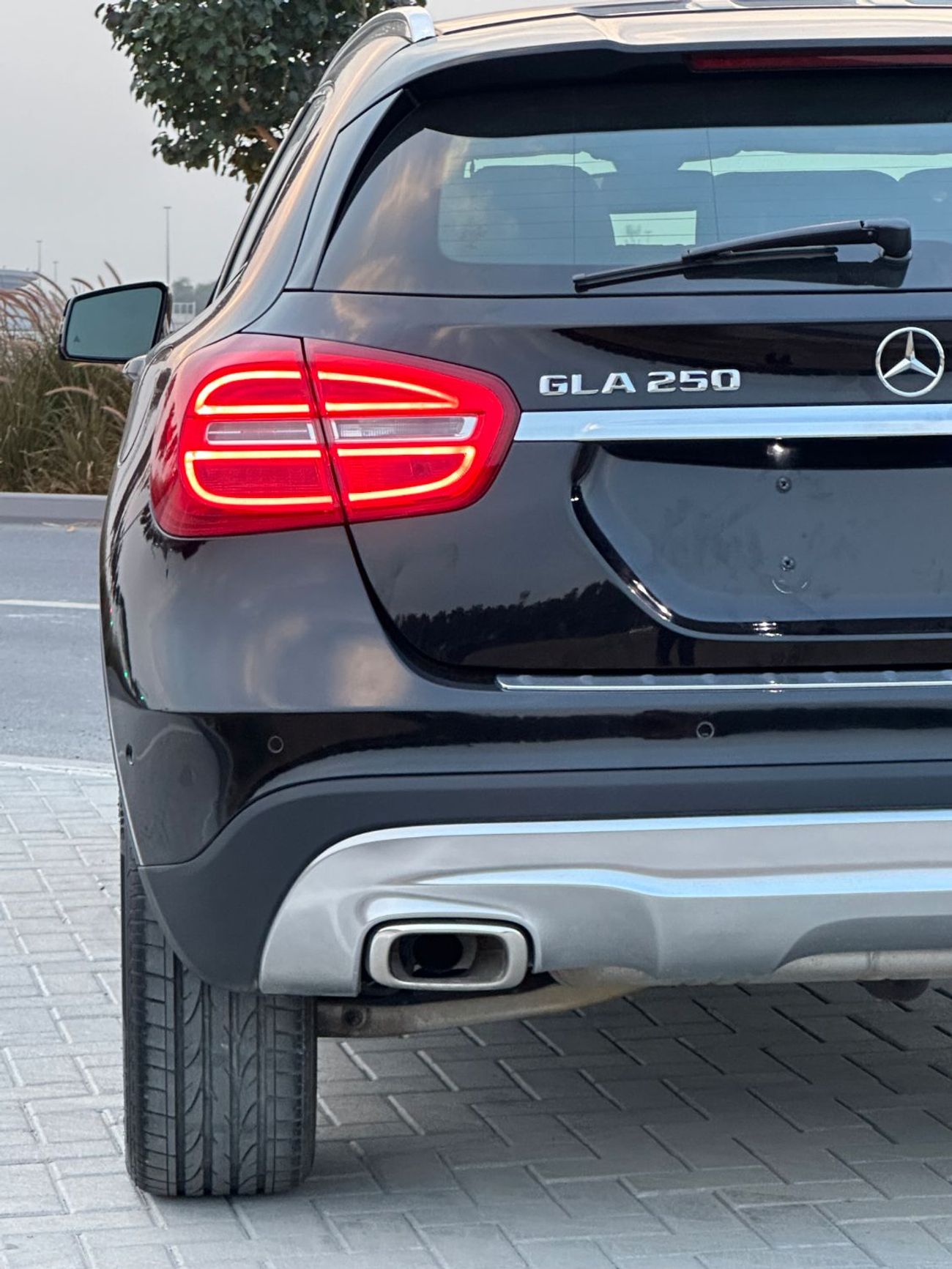 Mercedes Benz GLA250 STANDARD STD