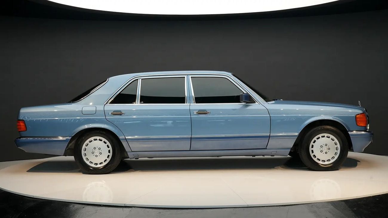 Mercedes Benz 560 560 SEL