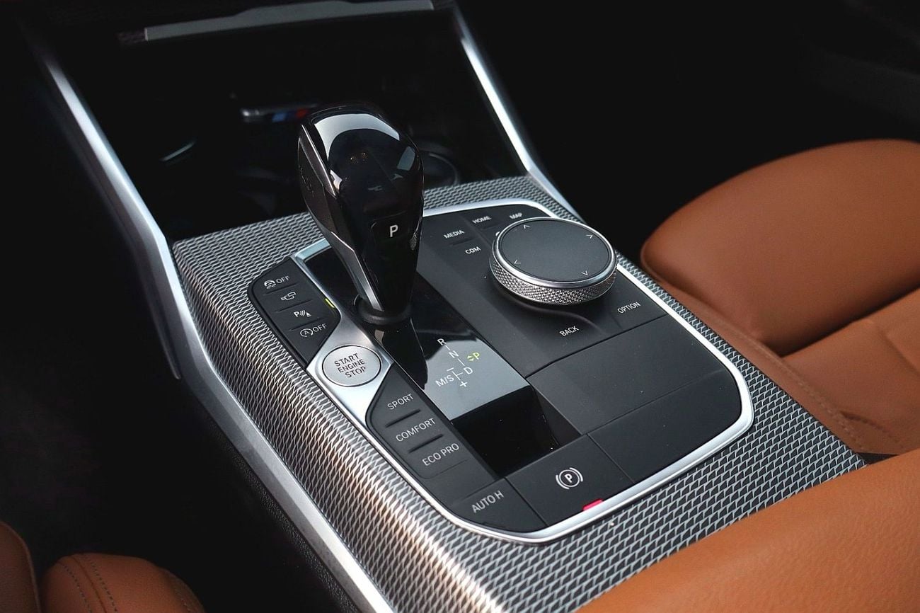 BMW 330i M SPORT