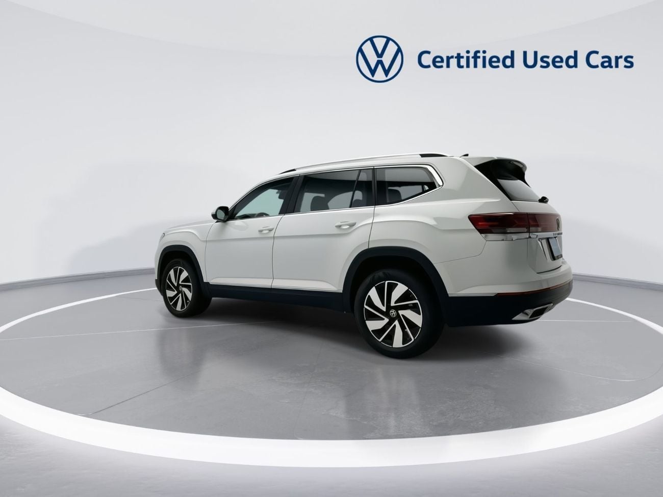 Volkswagen Teramont COMFORTLINE Premium Leather 7-Seater SUV | Panoramic Sunroof | Desert Comfort Ready