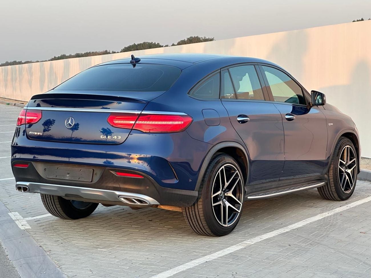 Mercedes Benz GLE43 AMG STANDARD