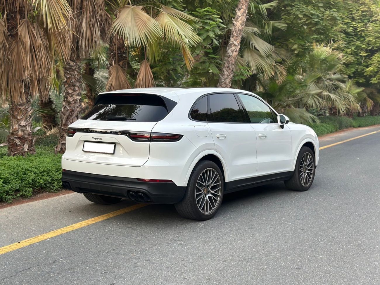 Porsche Cayenne PLATINUM EDITION 2021 Porsche Cayenne | Low Mileage | American Specs | Perfect Condition